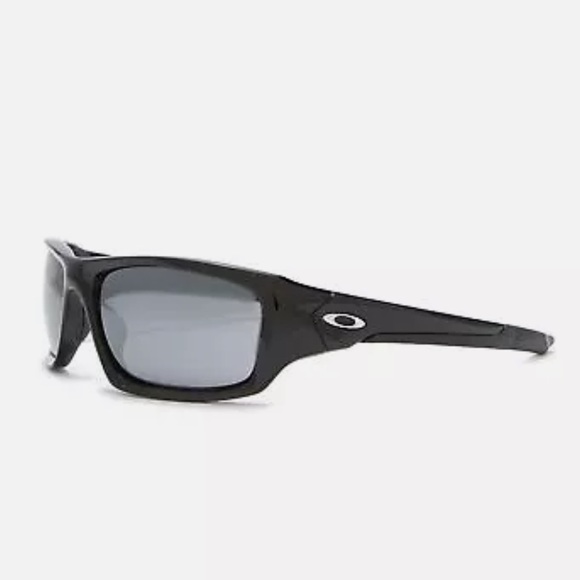 Oakley Other - 🕶️OAKLEY🕶️ Valve Black Sunglasses